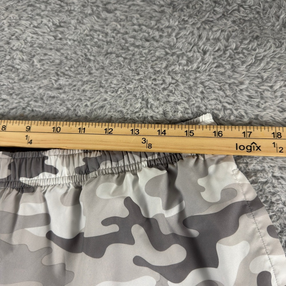 Gymshark Arrival Camo Shorts Mens XXL Grey White Camouflage Athletic Training - Picture 5 of 7